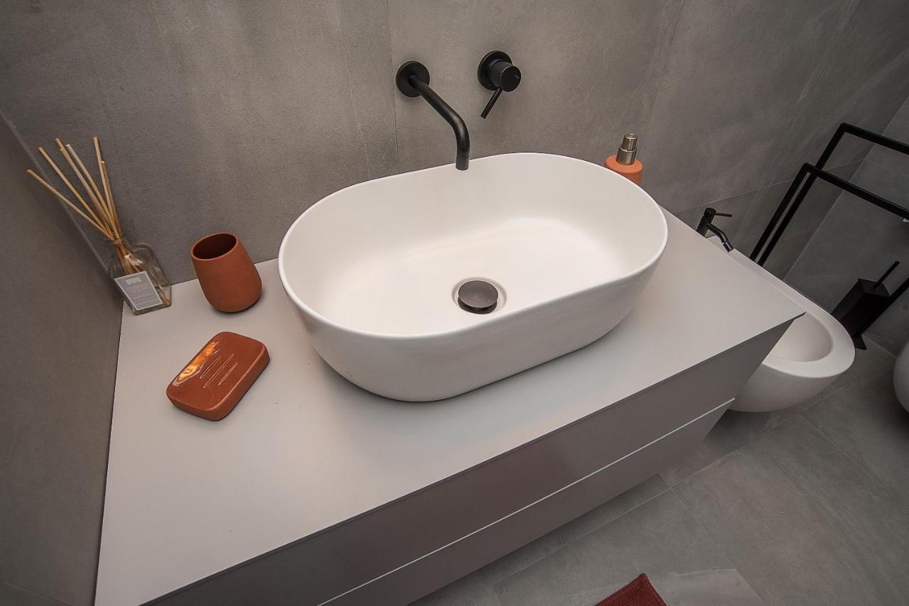 Likeyourhome, 80 Sq M Luxury Apartment With Jacuzzi, In Trastevere District Rome Exterior photo